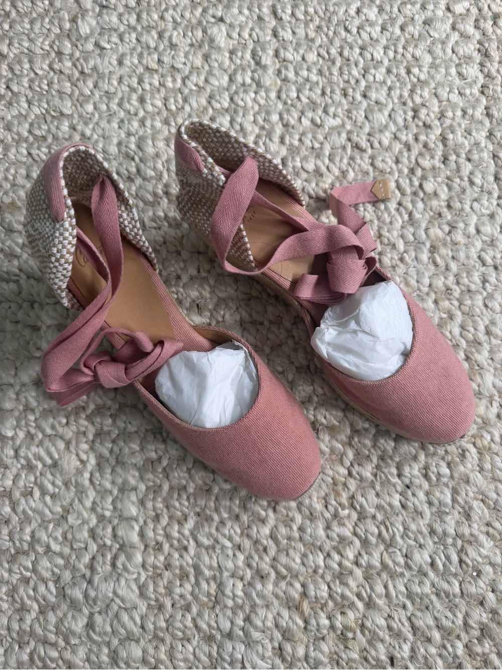 NWOB Castaner Rose Pink Woven Espadrille “Carina” Ankle Tie Wedge Sandals